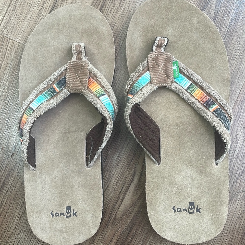 Sanuk flip flips size 9 mens